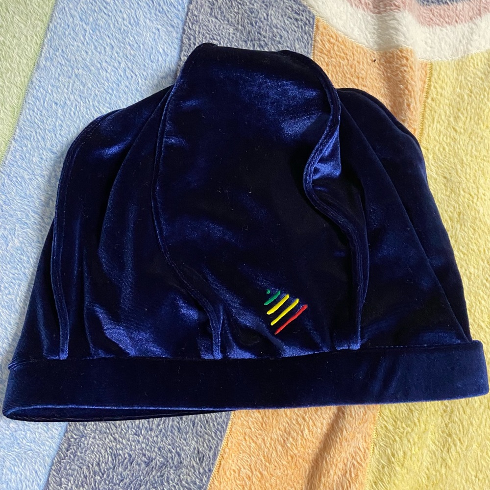 MATTHEWS Navy Velvet Beret Hat